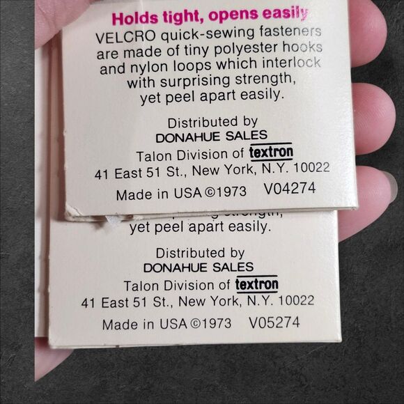 Vintage Velcro Brand 10 Packs Hook & Loop Squares Circles 1978 Red White Blue - Picture 5 of 6